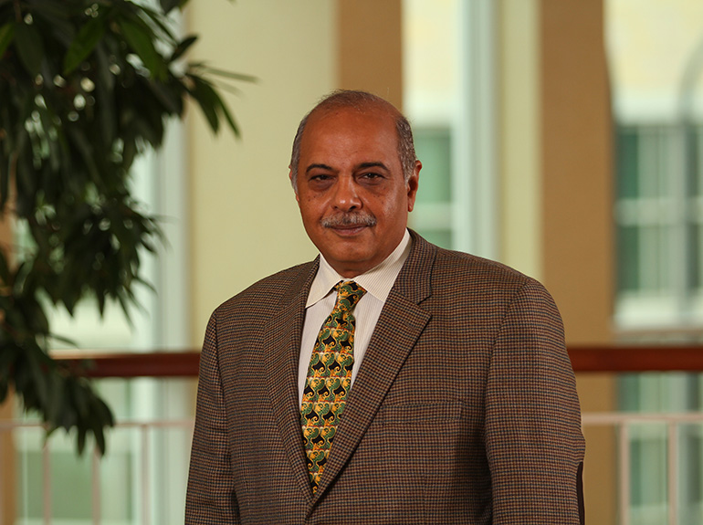 Dr. Jamal Al-Khatib headshot