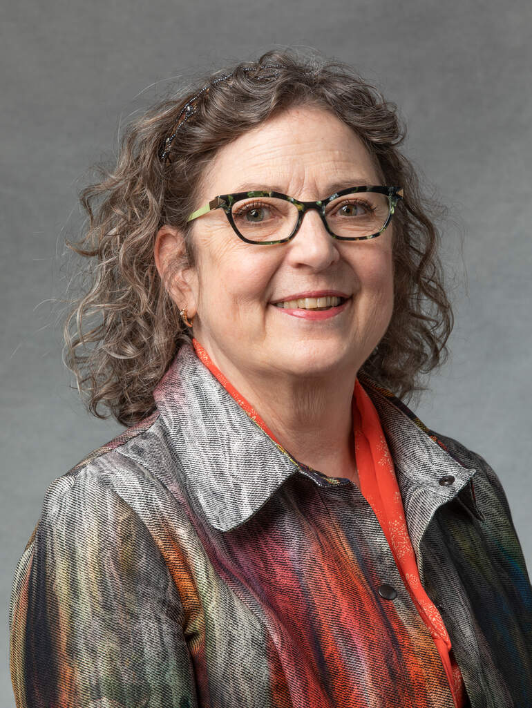 Dr. Susan Marsnik headshot