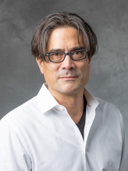 Christopher Michaelson headshot