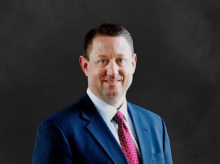 Corey Eakins headshot.