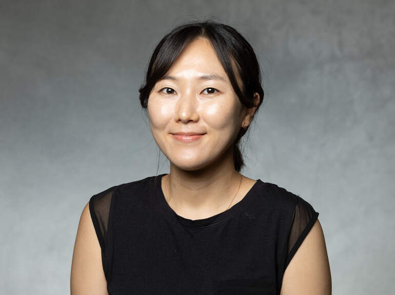 headshot of Soo Jung Han