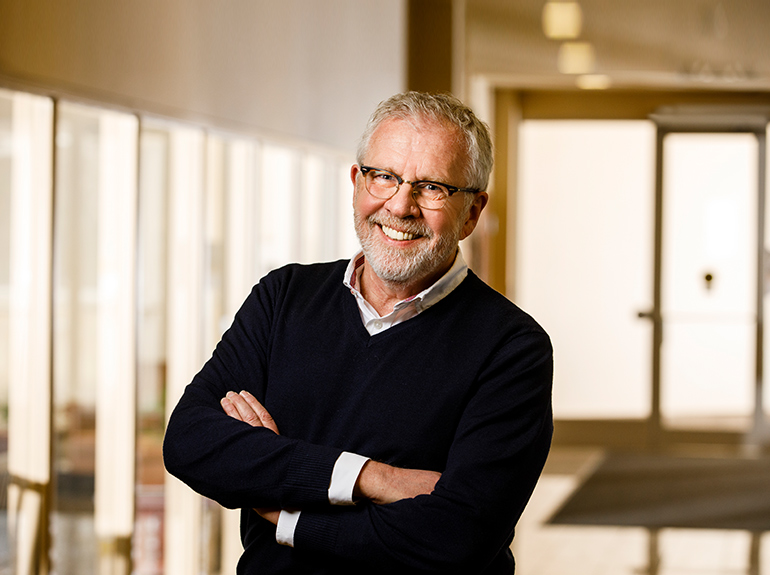  headshot of Peter Young