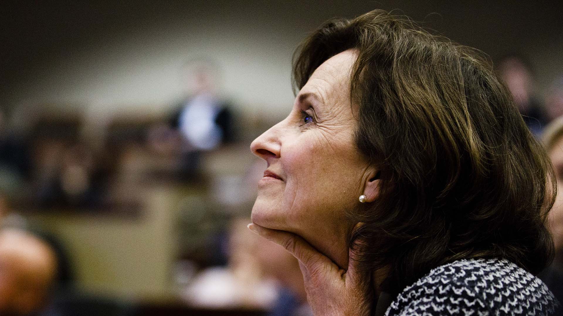 Judge Jami Nachtsheim listens during the e-Fest Schulze Entrepreneurship Challenge April 14, 2018 in Schulze Hall auditorium. 