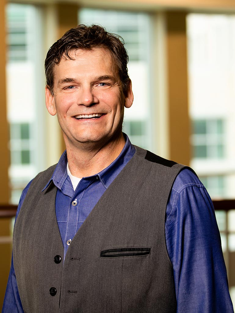 Headshot of Alec Johnson