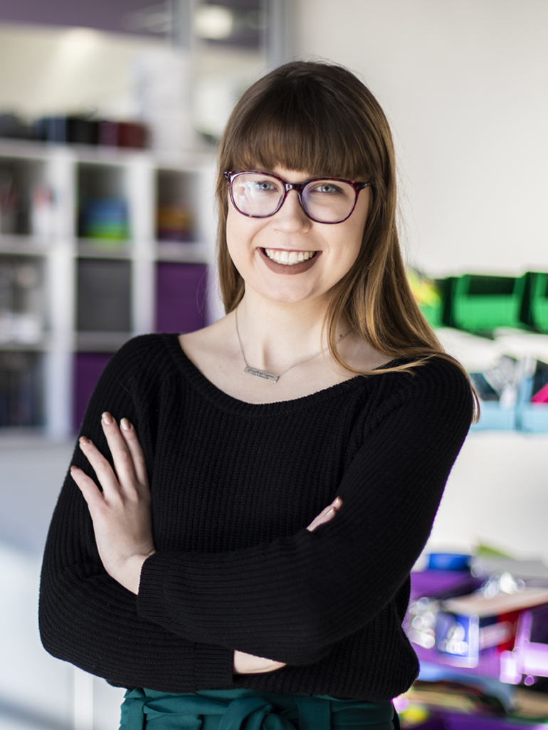 Amy Helgeson headshot.