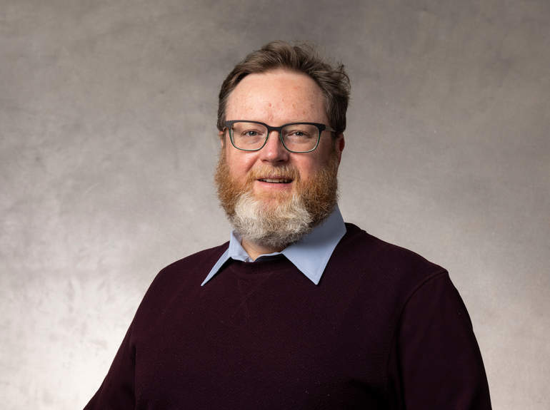 Headshot of Grant Riewe