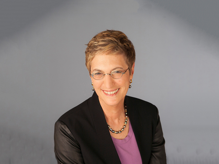 Stefanie Lenway headshot