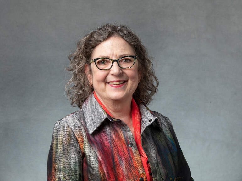 Susan Marsnik headshot